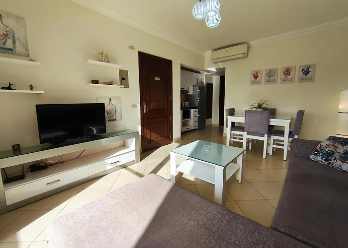 One- bedroom apartment S3 in Vip Zone Sunny Lakes