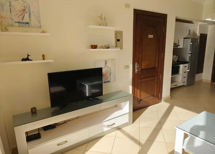 One- bedroom apartment S3 in Vip Zone Sunny Lakes